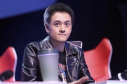 当时娱乐圈吃瓜赵英俊,赵英俊成吃瓜焦点